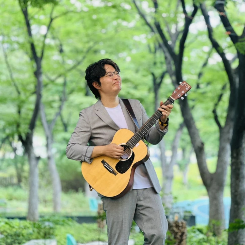 김지신 아티스트 로고